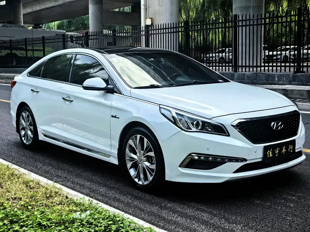 Hyundai Sonata — миниатюра 2