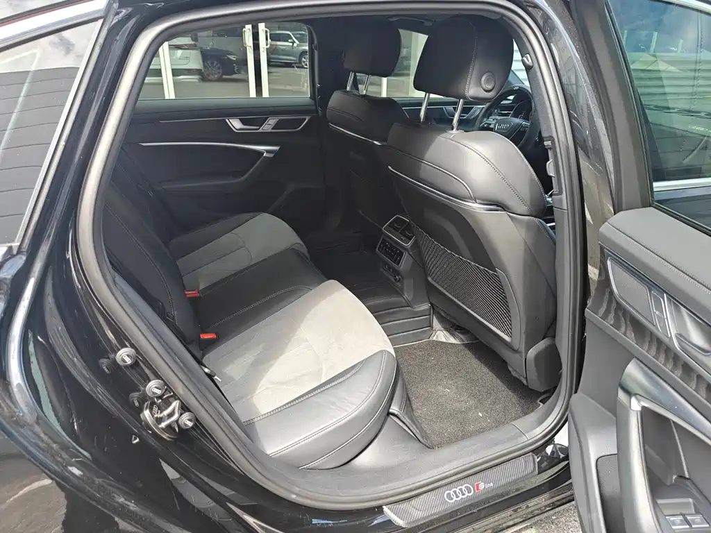 Audi A6L — миниатюра 13