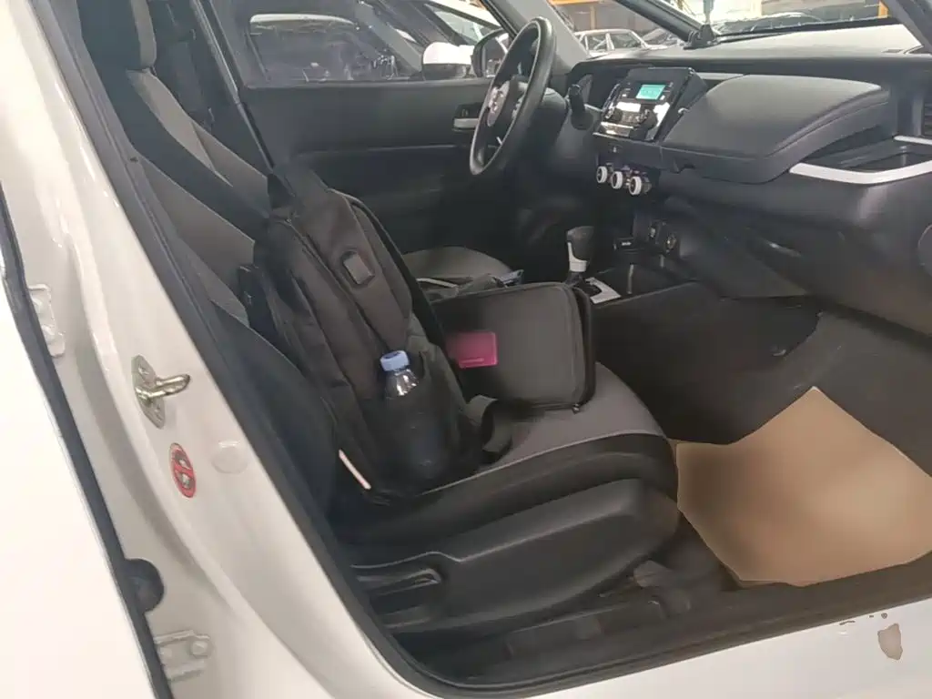 Honda Fit — миниатюра 25