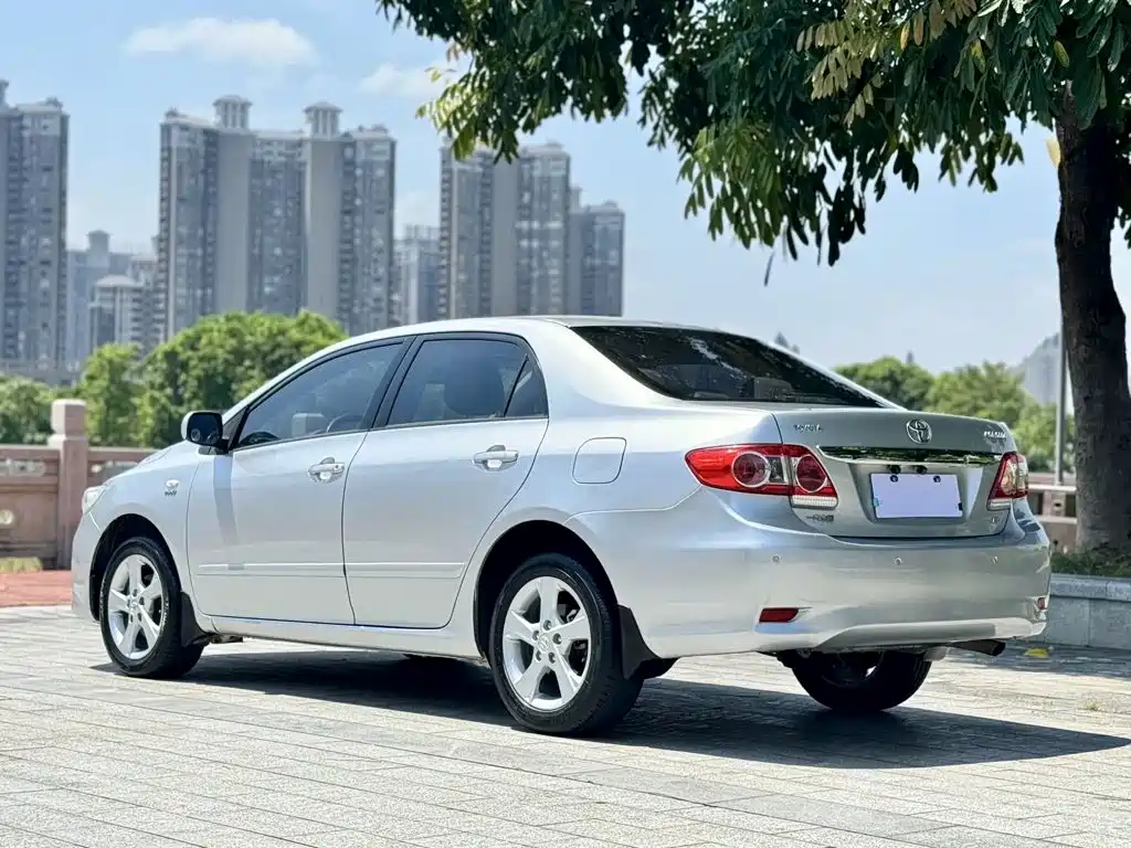 Toyota Corolla — миниатюра 6