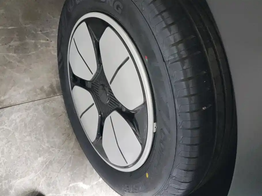 GEELY GALAXY STAR WISH