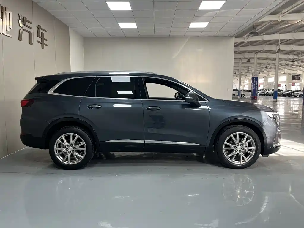 Buick Enclave — миниатюра 13