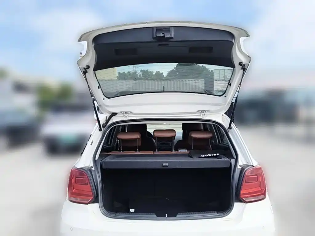 Volkswagen Polo — миниатюра 24