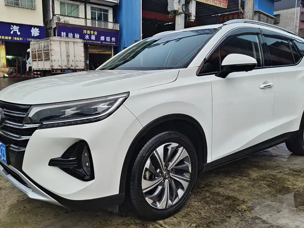 GAC TRUMPCHI GS4