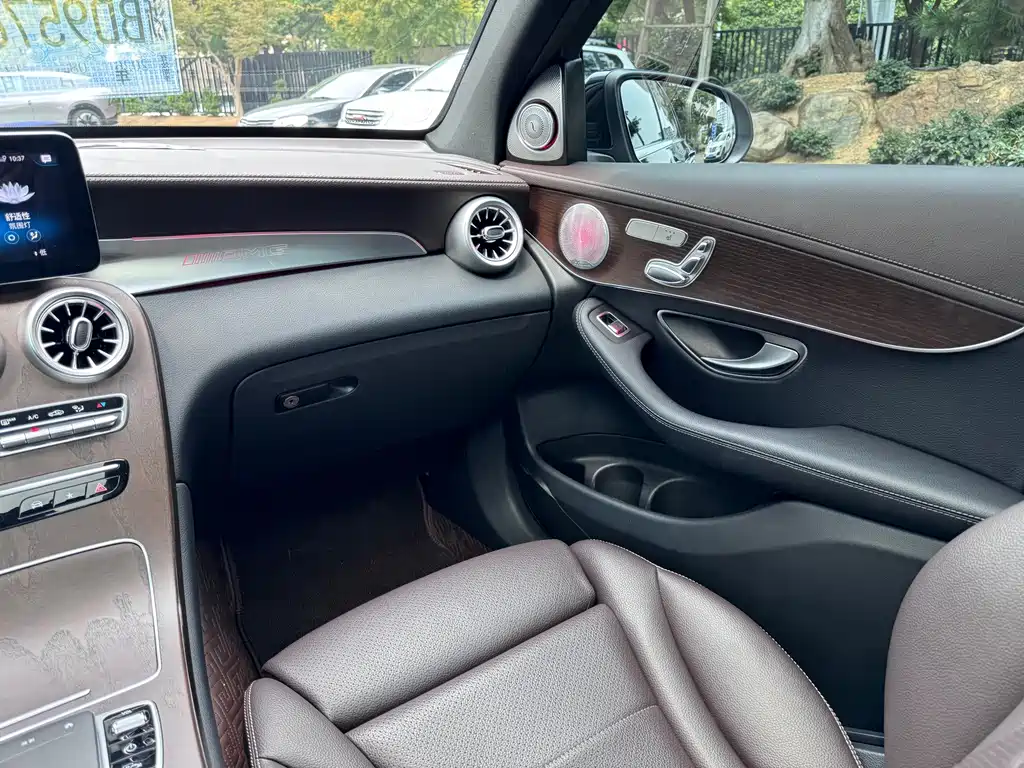 Mercedes-Benz GLC — миниатюра 8