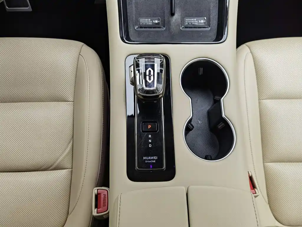 AITO AITO M5 — миниатюра 13