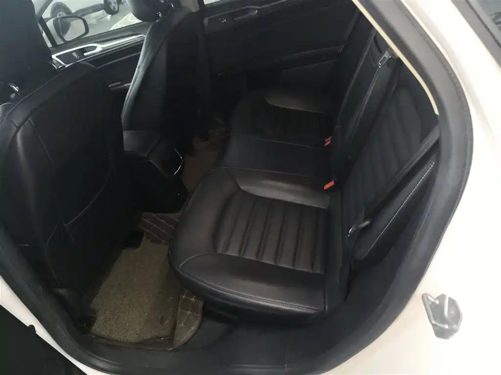 Ford Mondeo New Energy — миниатюра 13