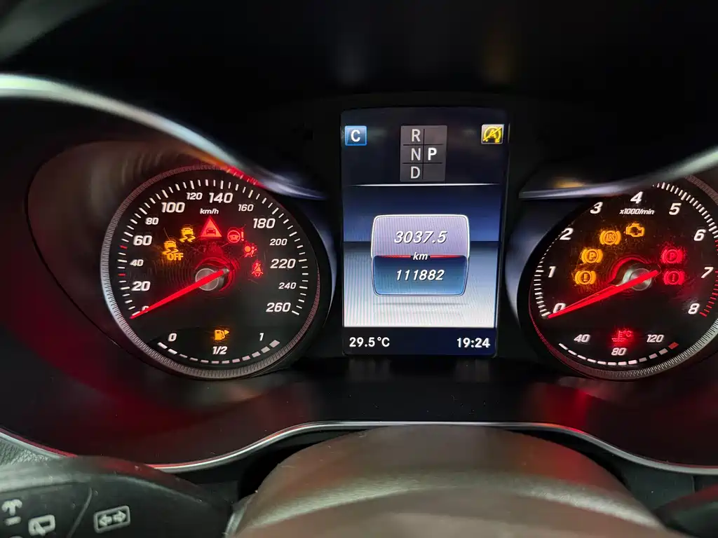 Mercedes-Benz GLC — миниатюра 3