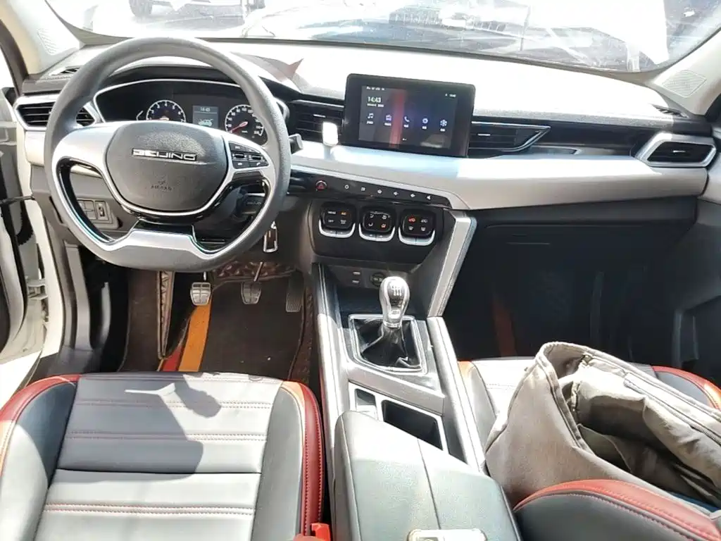 BAIC X3 — миниатюра 10