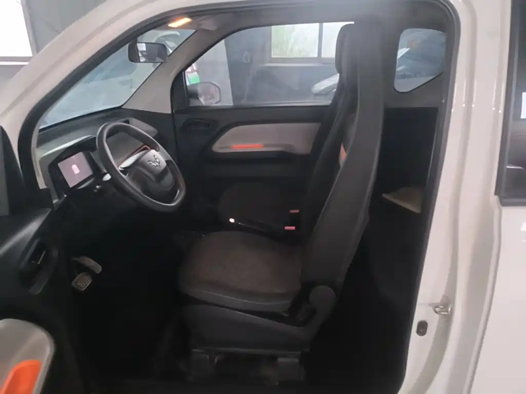 Wuling MINIEV — миниатюра 15