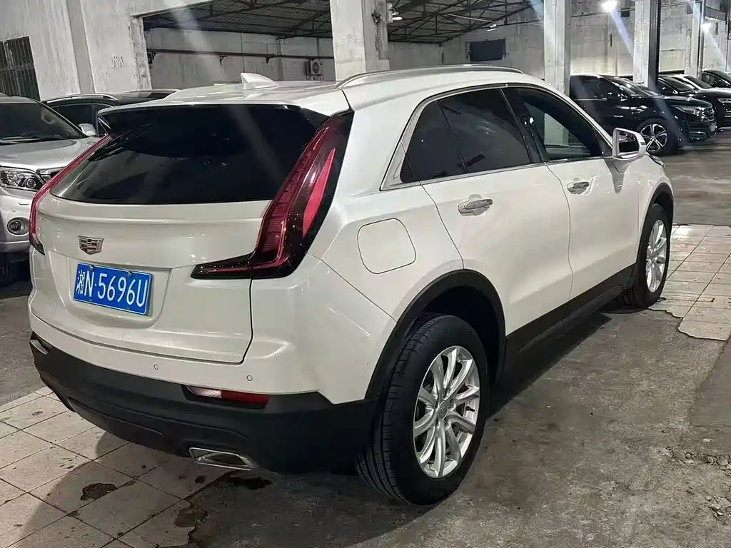 Cadillac XT4 — миниатюра 4