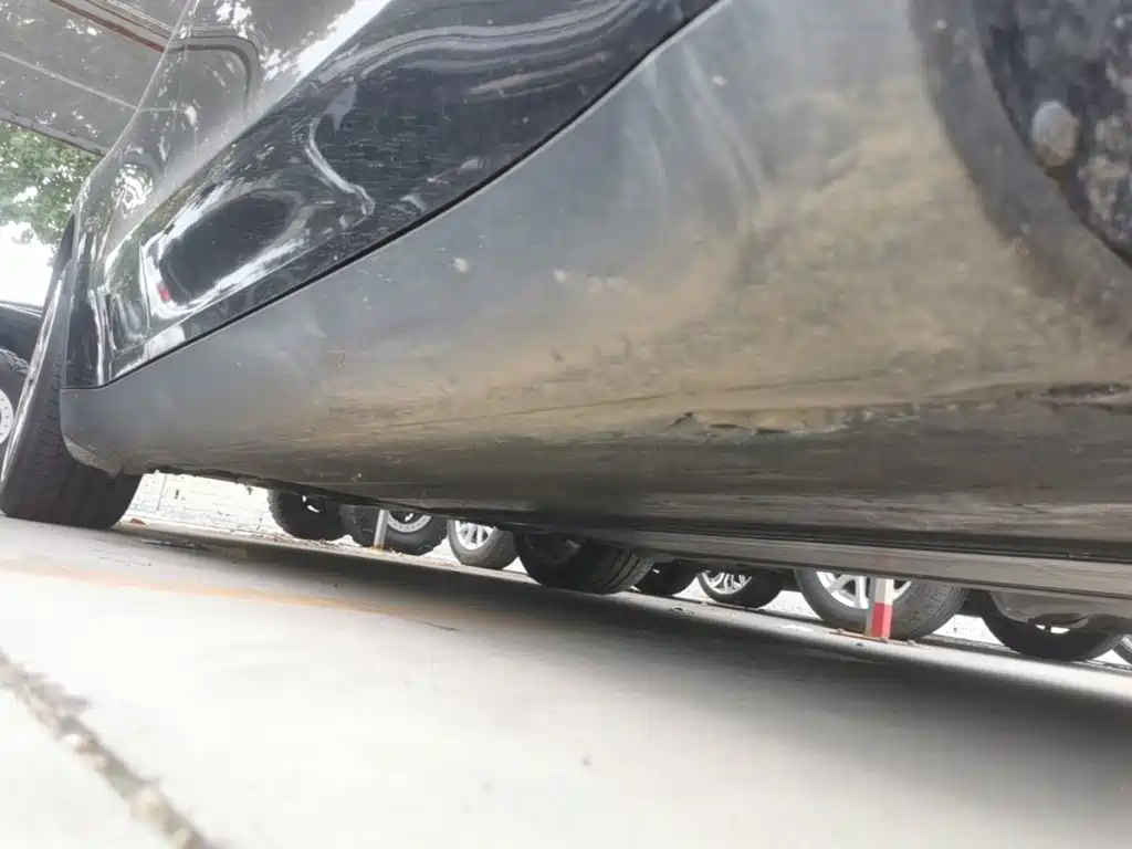 Tesla Model Y — миниатюра 21