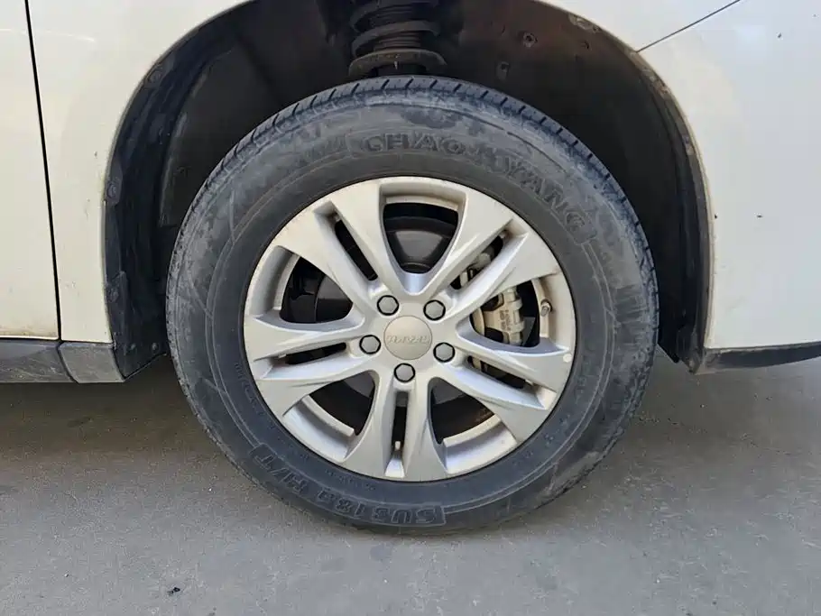 Haval M6 — миниатюра 6