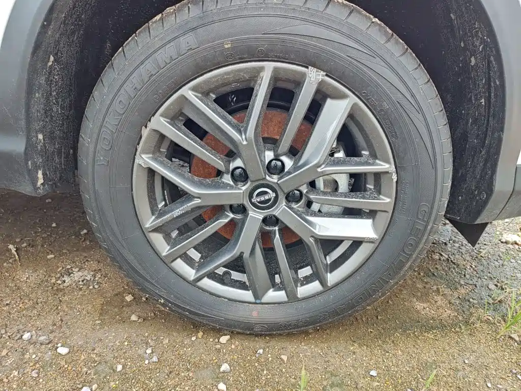 Nissan Qashqai — миниатюра 8