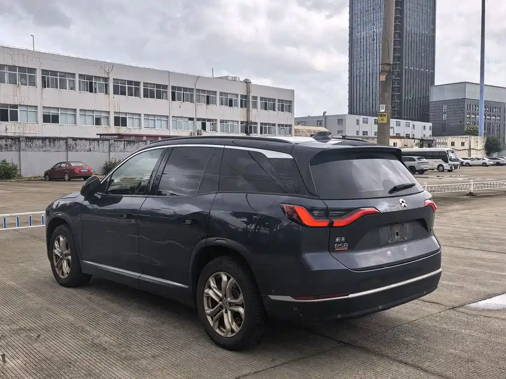 NIO ES8 — миниатюра 5