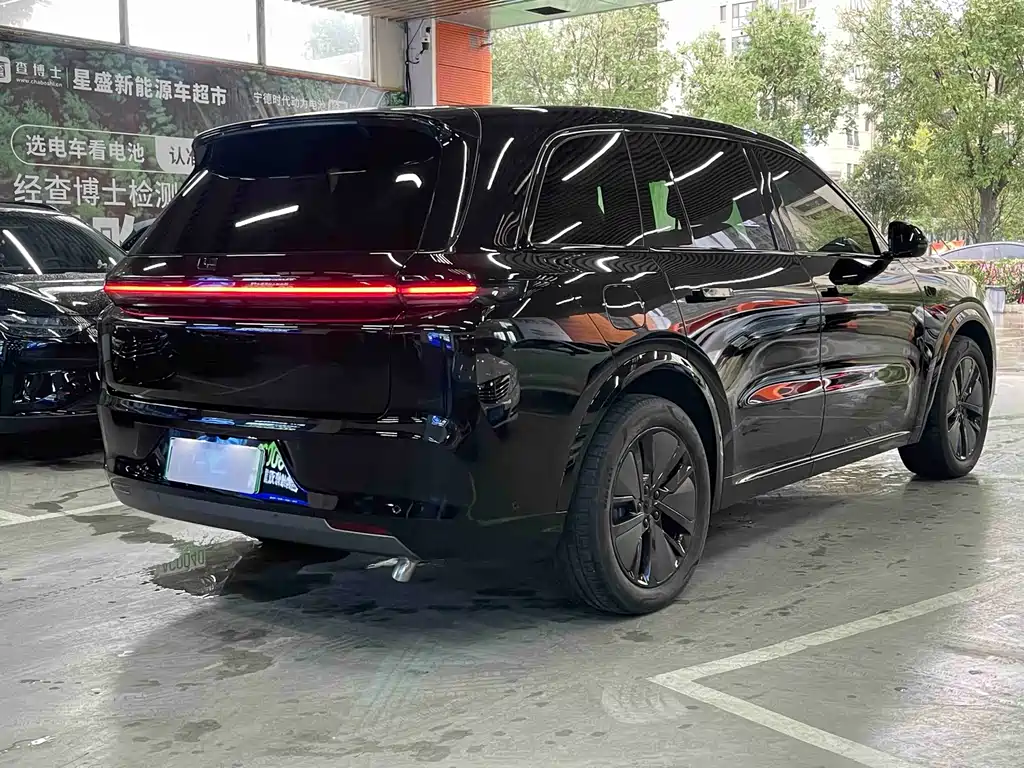 Li Auto Li L8 — миниатюра 4