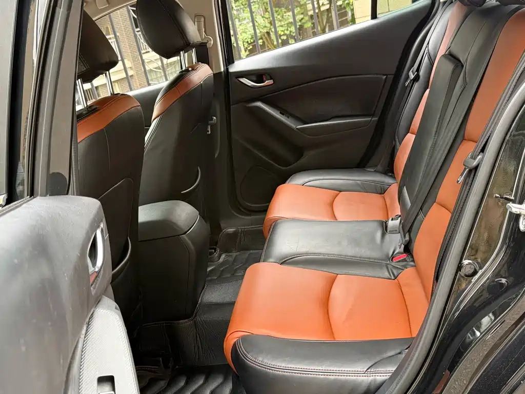Mazda 3 Axela — миниатюра 9
