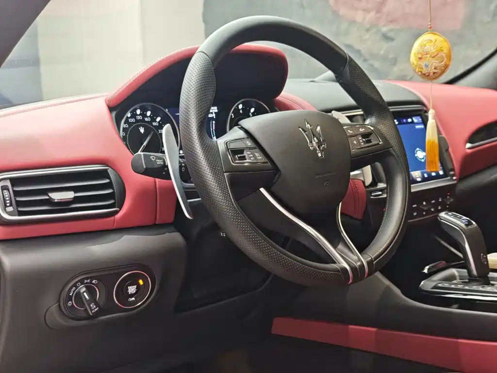 Maserati Levante — миниатюра 7