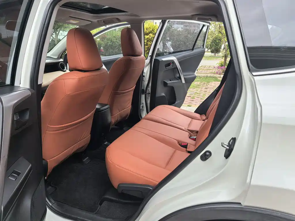 TOYOTA RAV4 RONGFANG