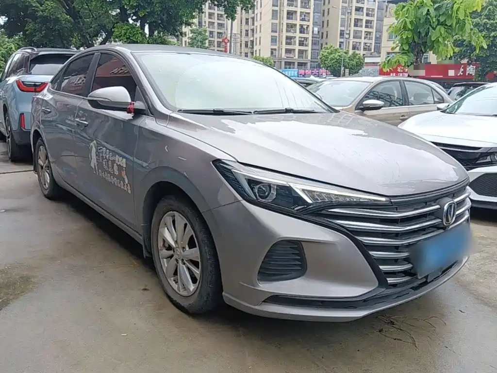 Changan Eado — миниатюра 4