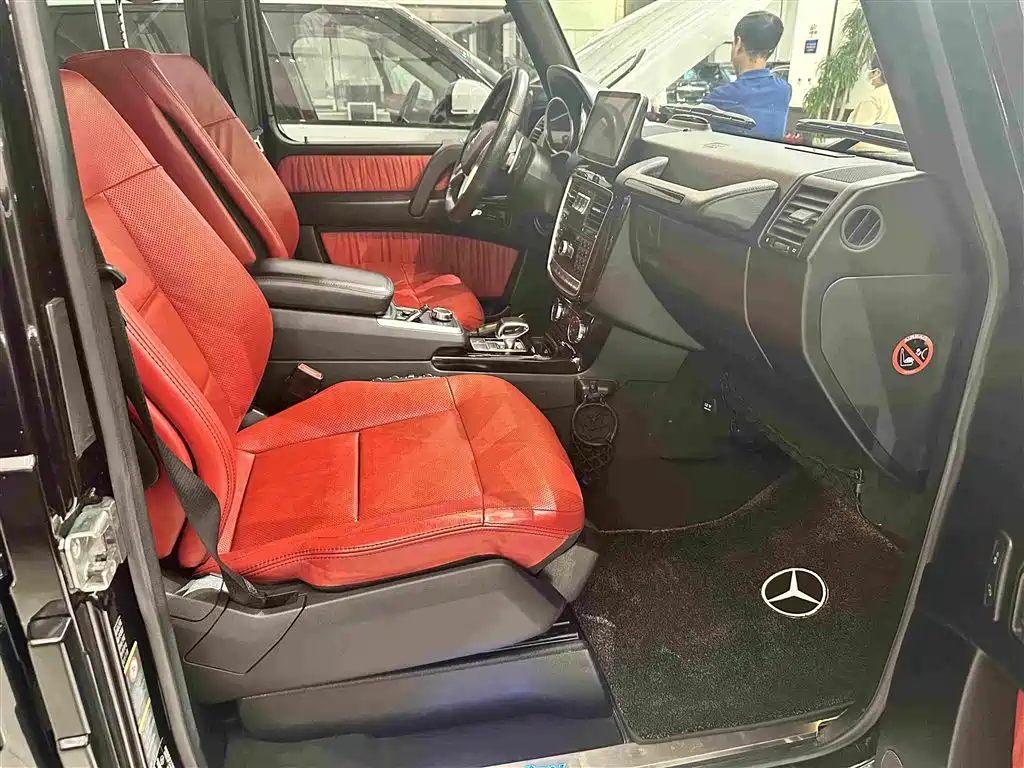Mercedes-Benz G-Class — миниатюра 16