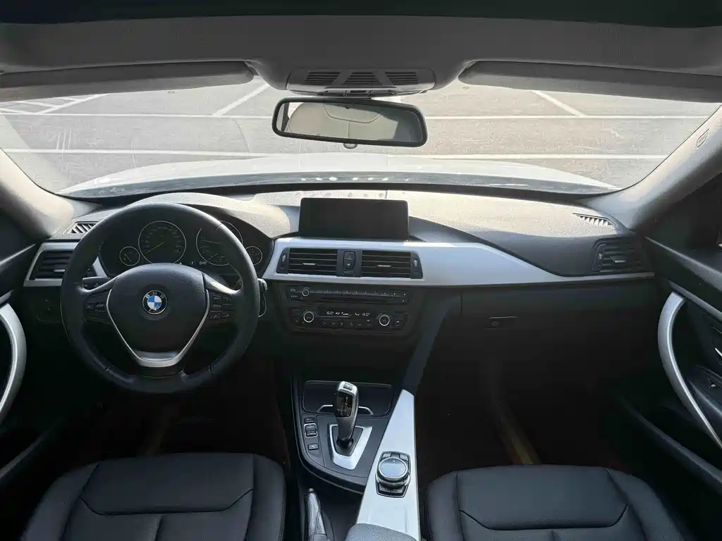 BMW 3 Series GT — миниатюра 7
