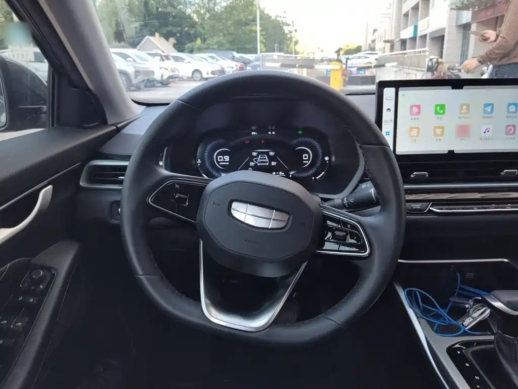 Geely Emgrand — миниатюра 6