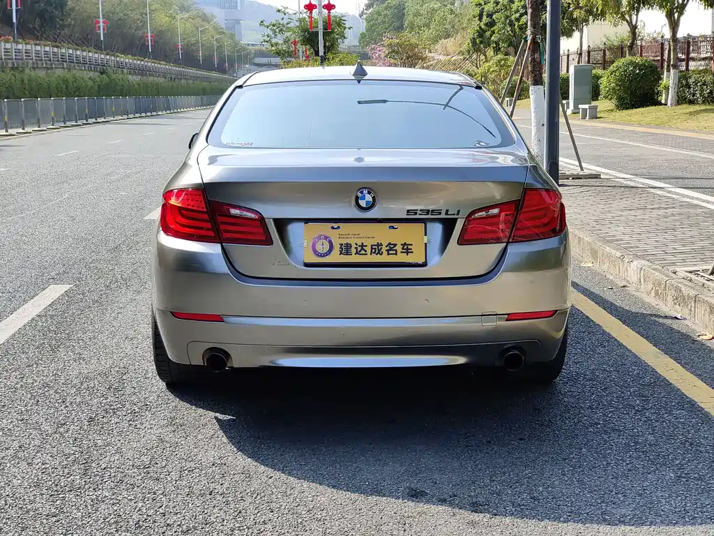 BMW 5 Series 5 2011 535Li Lead