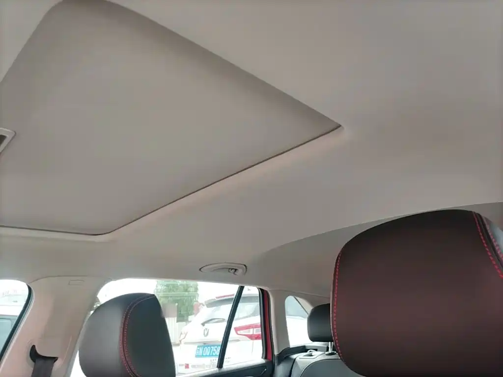 Skoda Rapid Spaceback — миниатюра 18