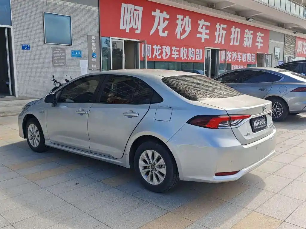 Toyota Corolla — миниатюра 7