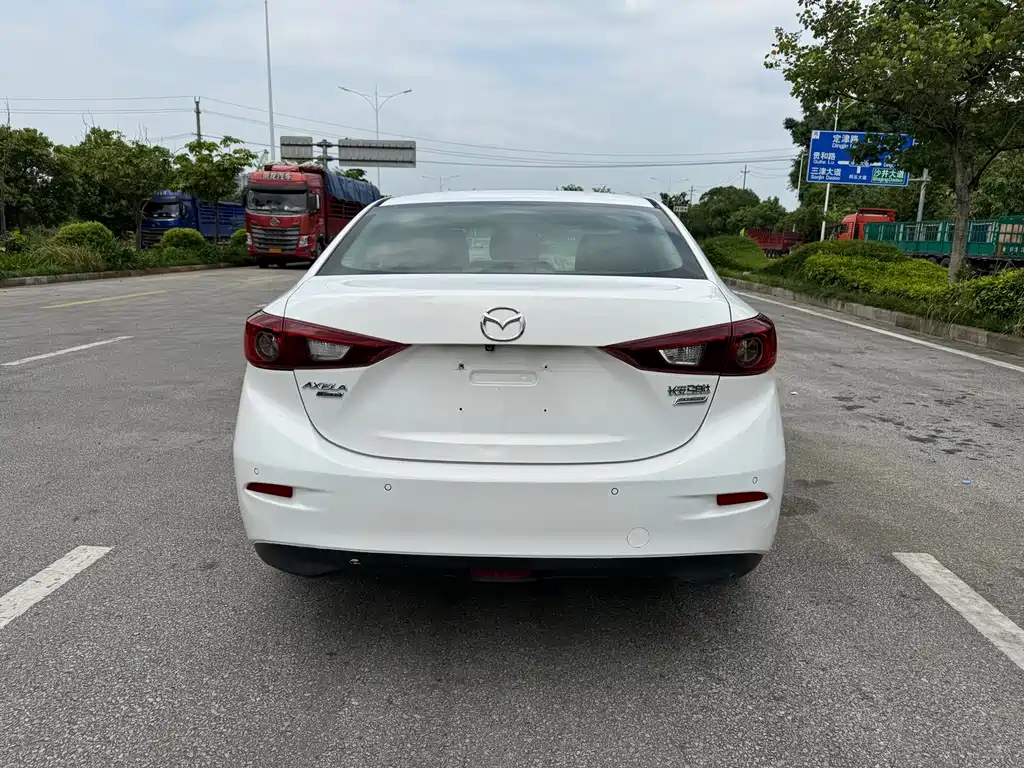Mazda 3 Axela — миниатюра 5