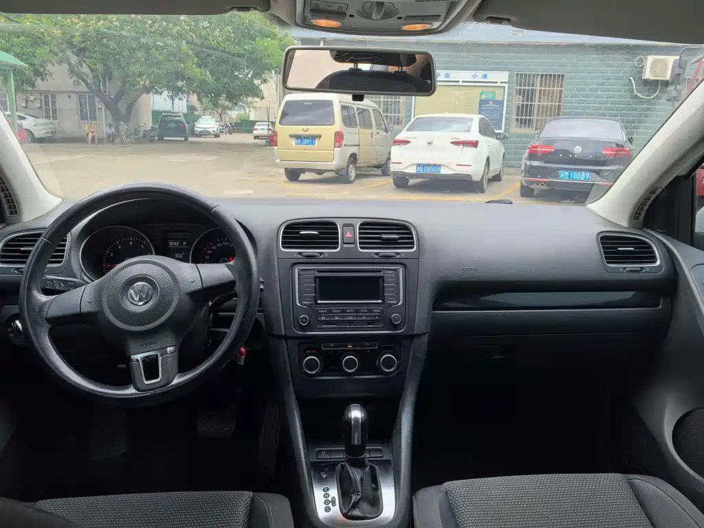 Volkswagen Golf — миниатюра 7