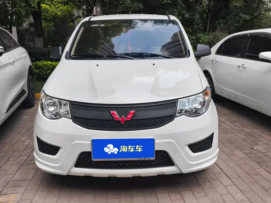 Wuling Hongguang — миниатюра 2