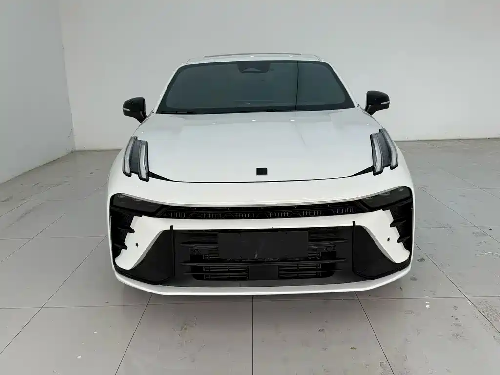 Lynk & Co 03 — миниатюра 2