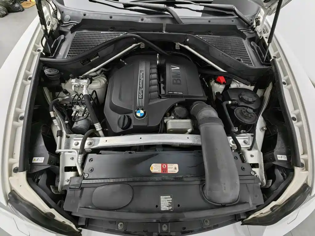BMW X6 — миниатюра 6