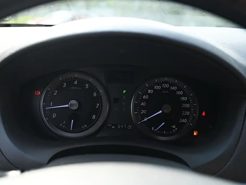 Lexus ES — миниатюра 9