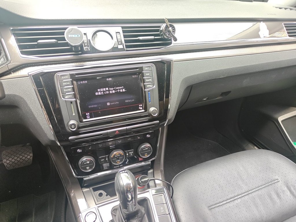 Volkswagen Passat — миниатюра 9