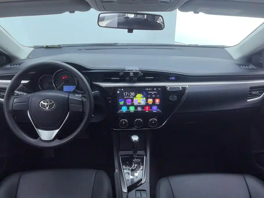 Toyota Corolla — миниатюра 12