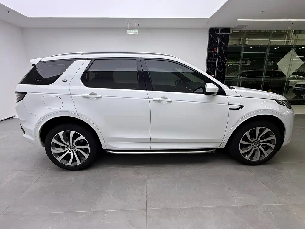 Land Rover Discovery Sport — миниатюра 11