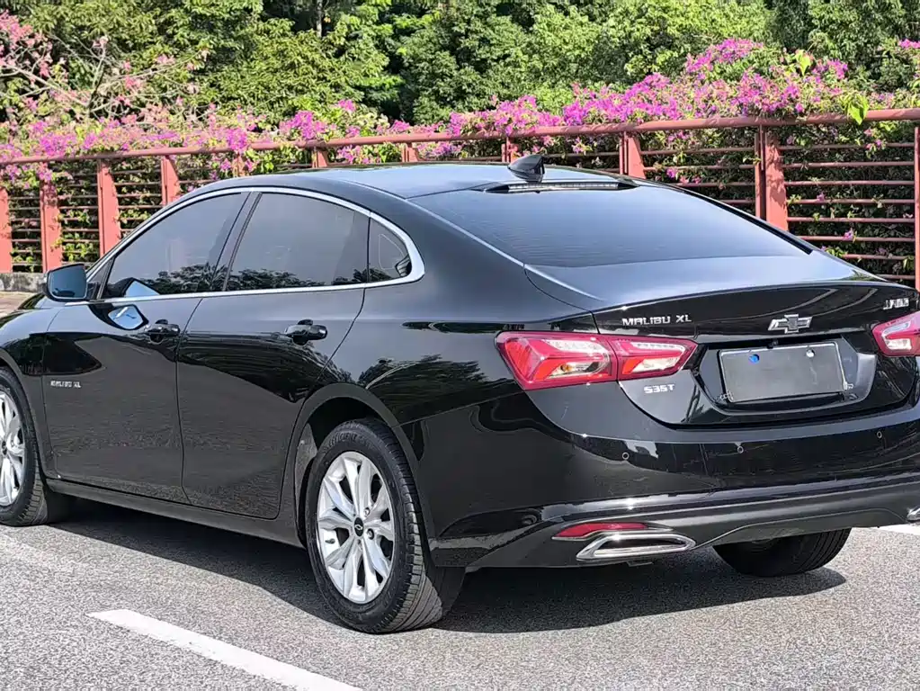 Chevrolet Malibu XL — миниатюра 6