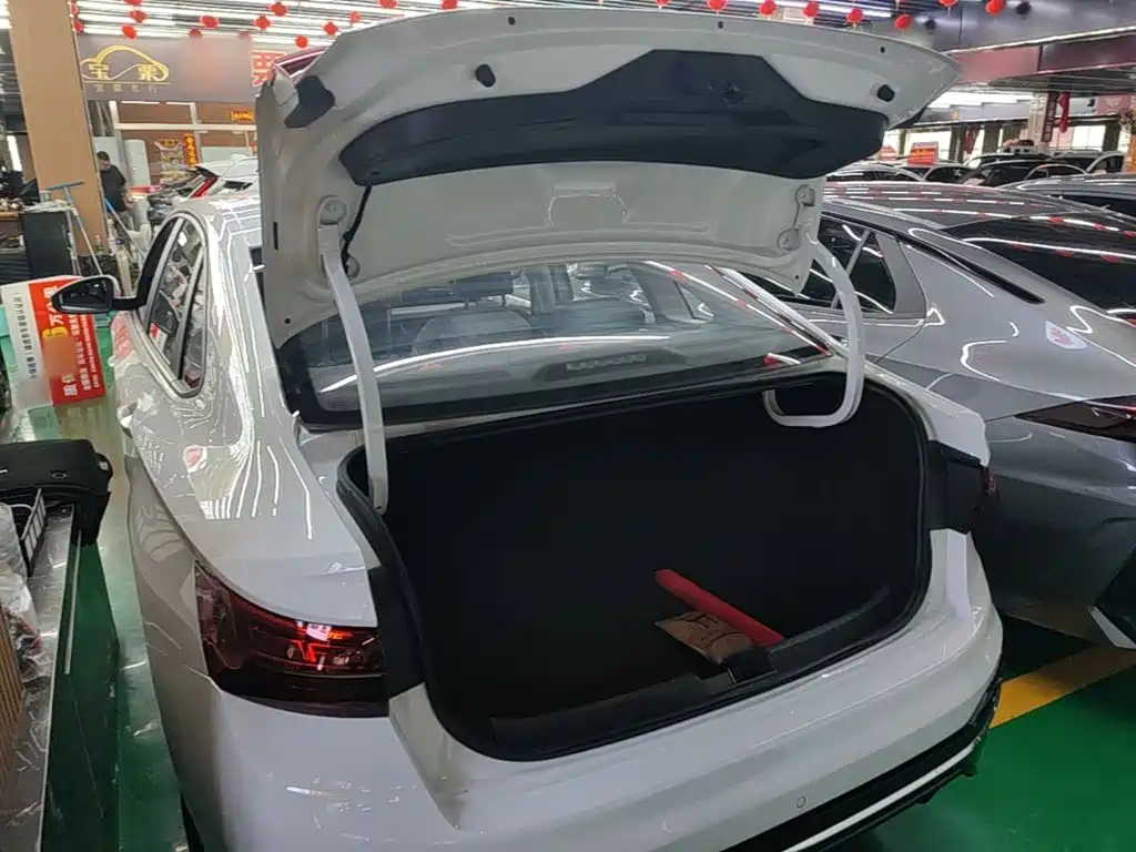 Jetta VA7 — миниатюра 19