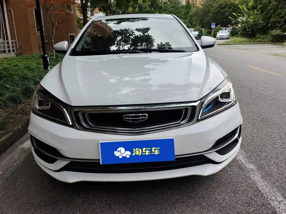 Geely Emgrand — миниатюра 2