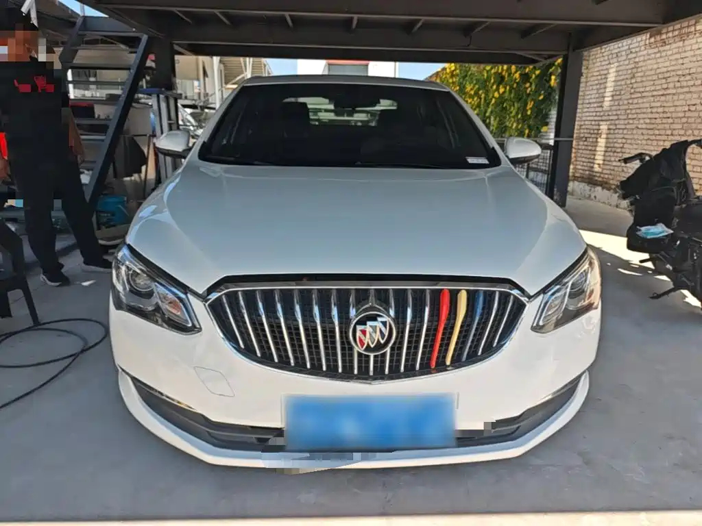 Buick Excelle — миниатюра 3