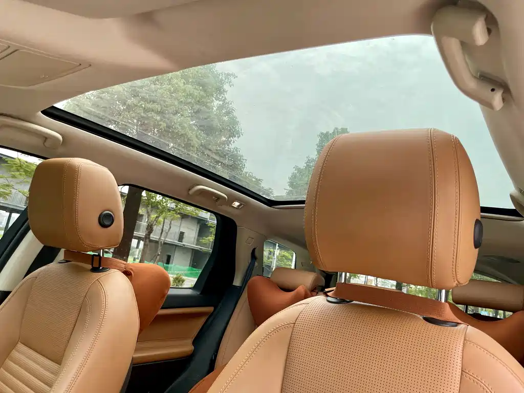 Land Rover Discovery Sport — миниатюра 11