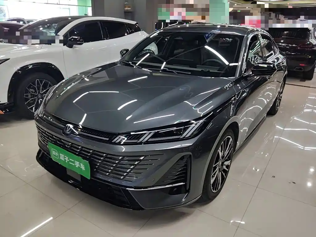 Changan Eado — миниатюра 2