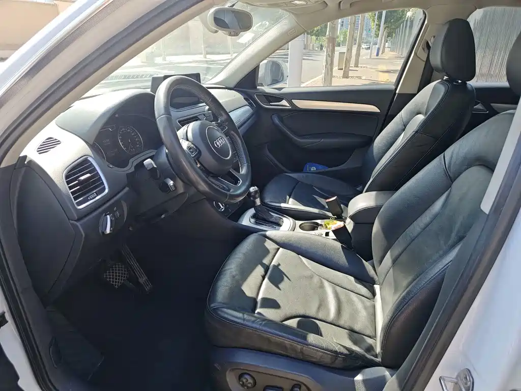Audi Q3 (Import) — миниатюра 6