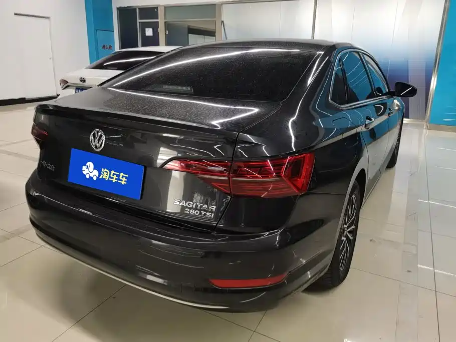 Volkswagen Sagitar — миниатюра 3