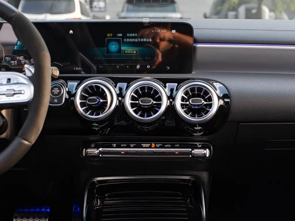 Mercedes-Benz A-Class AMG (Import) — миниатюра 7