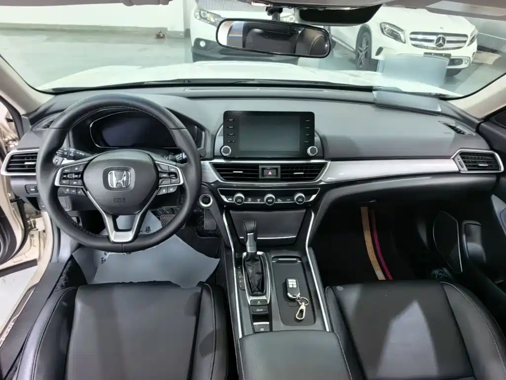 Honda Inspire — миниатюра 10