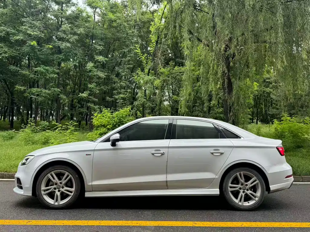 Audi A3 — миниатюра 8